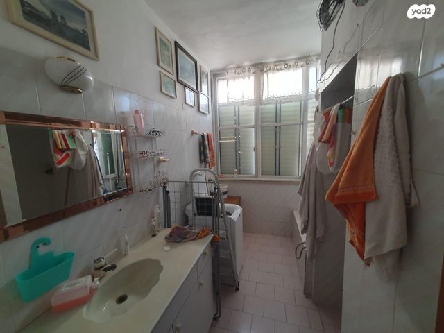 דירה, פרלשטיין 21, לב העיר, בת ים