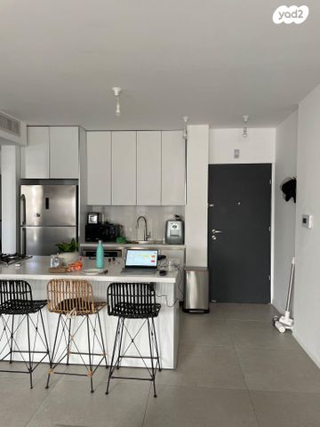 דירה, נחלת בנימין 6, לב תל אביב, לב העיר צפון, תל אביב יפו