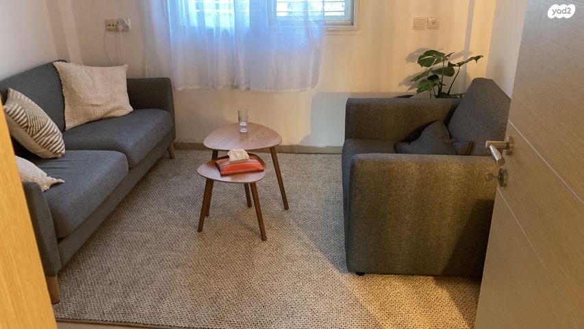 דירה, התורן 25, מגדים, מגדים