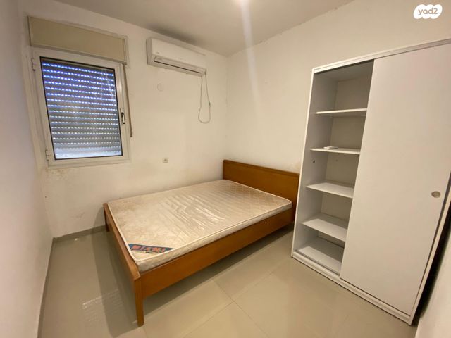 דירה, ז'בוטינסקי 5, צור שלום, קרית ביאליק