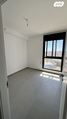 דירה, יונה וולך 7, גרין פארק החדשה, הוד השרון