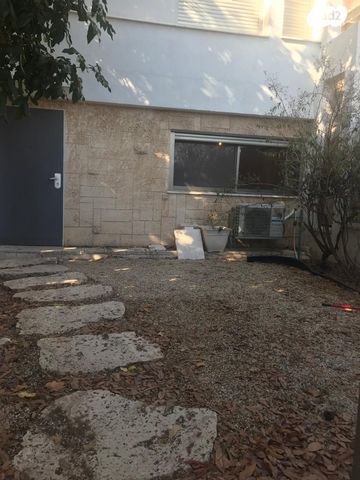 יחידת דיור, הנורית 2, בית אליעזר, חדרה