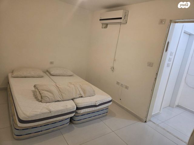 יחידת דיור, ז'בוטינסקי 7, גני מנחם, באר יעקב