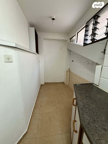 מרתף/ פרטר, המלכים 96, מורשה, רמת השרון