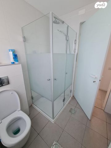 דירה, נחלת בנימין 6, לב תל אביב, לב העיר צפון, תל אביב יפו