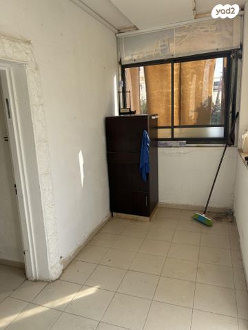 יחידת דיור, הציפורן 1, נבטים, נבטים