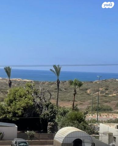 דופלקס, אירוס הארגמן 18, גבעת האירוסים, נתניה