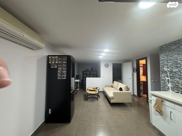 יחידת דיור, הכרמל 44, אורנית, אורנית