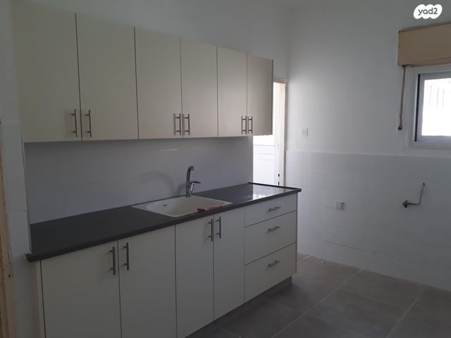 דירה, אחד העם 22, מרכז העיר, חדרה