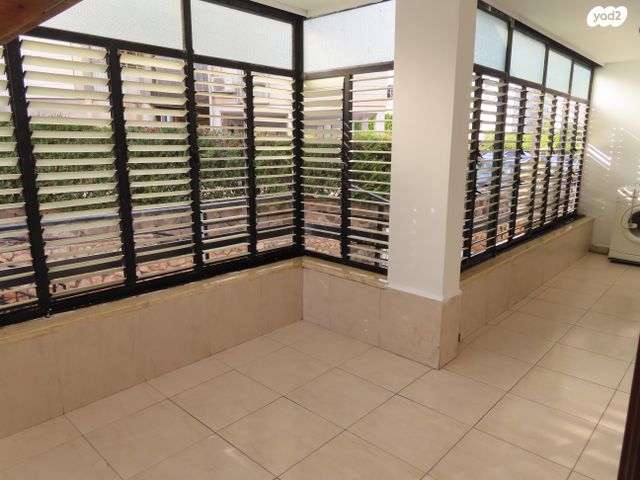 דירה, דוד המלך 29, האצטדיון, טבריה