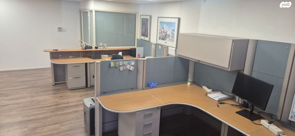 משרדים, האשל 7, שאר העיר, קיסריה