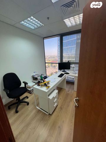 משרדים, דרך בן גוריון 1, אזור תעשיה צפון, בני ברק