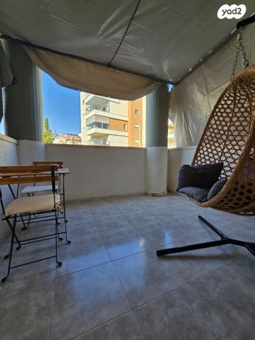 דירה, חומה ומגדל, קרית חיים מזרחית, חיפה