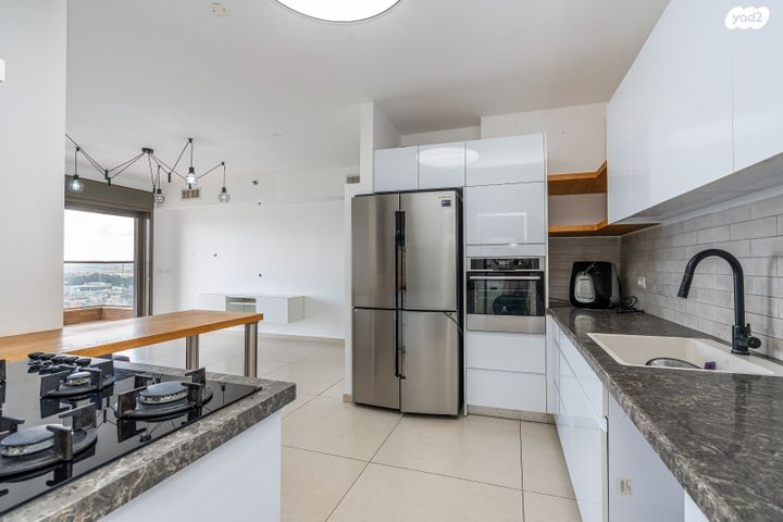 דירה, נוף ים - מע"ר, אור עקיבא