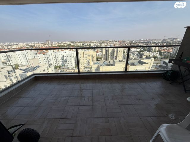 דירה, קטיף, נתיבות מערב, נתיבות