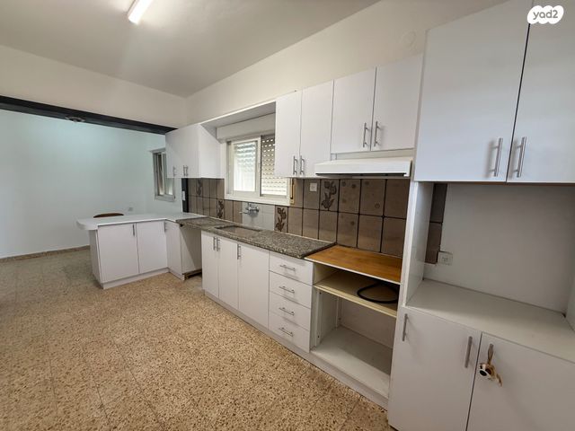 דירה, קרית חיים מזרחית, חיפה