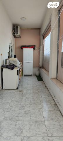 דירת גן, גוש עציון, קרית שמואל, טבריה