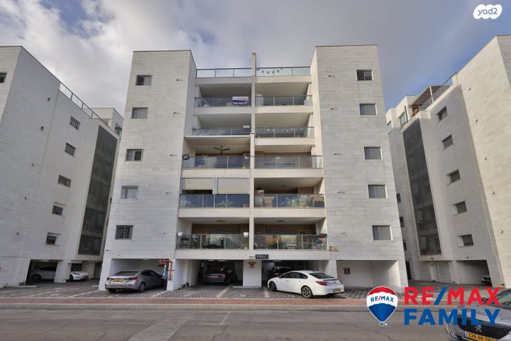 גג/ פנטהאוז, א.ד. גורדון 9, מוצקין הותיקה, קרית מוצקין