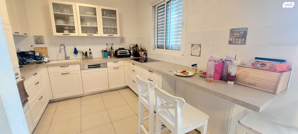 דירה, ירח אב 17, הכרמים, מודיעין מכבים רעות