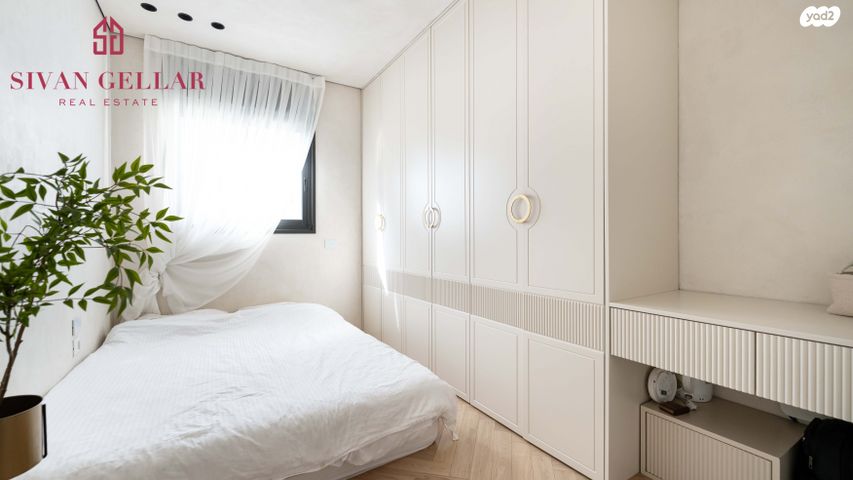 דירת גן, הדרים / כ"א, שוהם