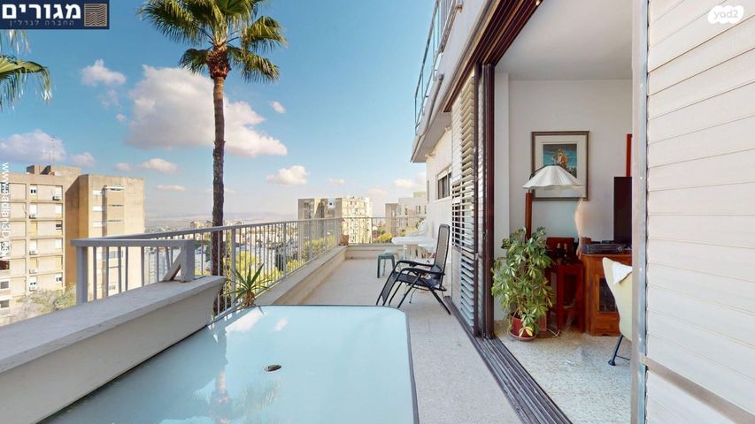 דירה, ארתור הנטקה, אחוזה, חיפה