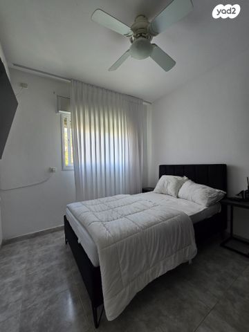 דירה, חומה ומגדל, קרית חיים מזרחית, חיפה