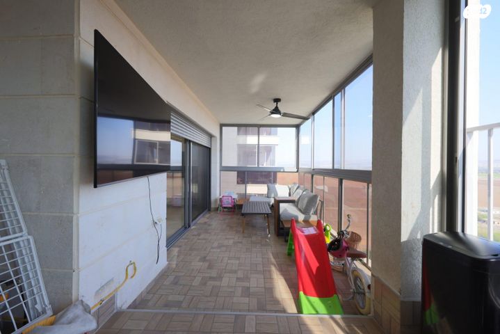 דירה, יצחק שמיר, גבעת הרקפות, קרית ביאליק