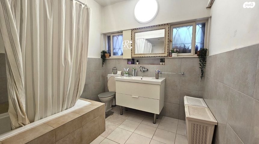 בית פרטי/ קוטג', סביון