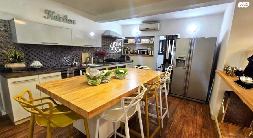 בית פרטי/ קוטג', סביון