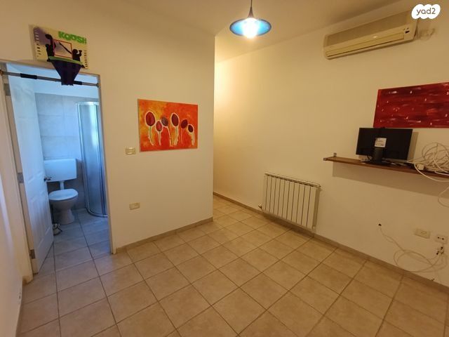 בית פרטי/ קוטג', צאלים, שירת הכפר, כפר ורדים