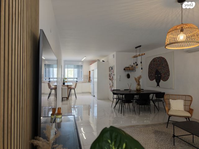 דירה, הרב קוק 15, בת ים