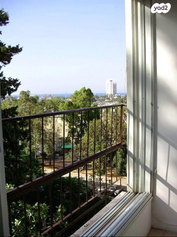 דרך אלנבי 147