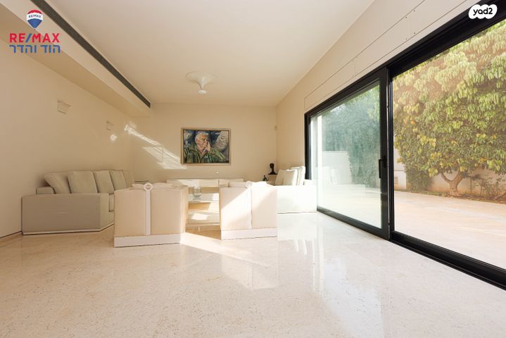 בית פרטי/ קוטג', מתחם הדסים, הוד השרון