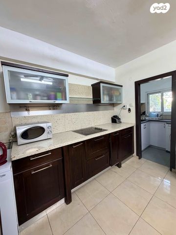 דירת גן, עכו