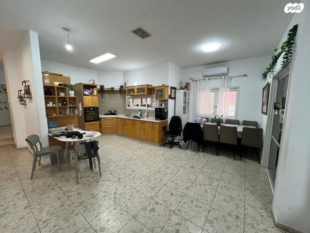 בית פרטי/ קוטג', בית הגדי, בית הגדי