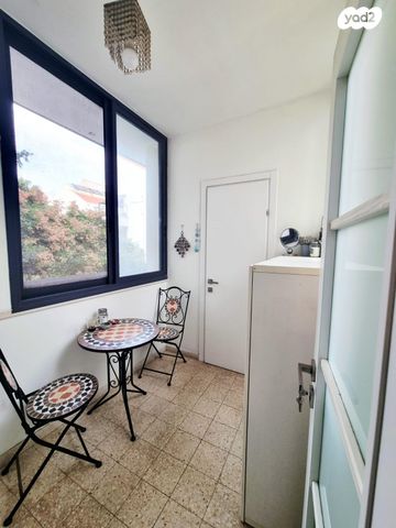 דירה, ארלוזורוב, כפר סבא