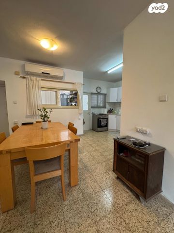 דירה, הרצל 62, מרכז, כפר סבא