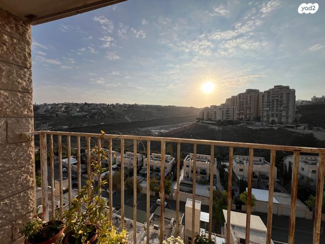 דירה, אנוסי משהד 19, ארמון הנציב, תלפיות מזרח, ירושלים