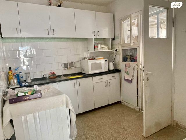 בית פרטי/ קוטג', גיורא, הוד השרון