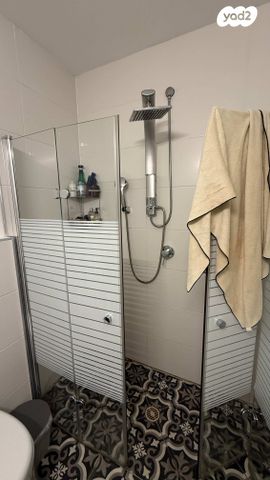 דירה, גרציאני יצחק, גני שרונה, קרית הממשלה, תל אביב יפו