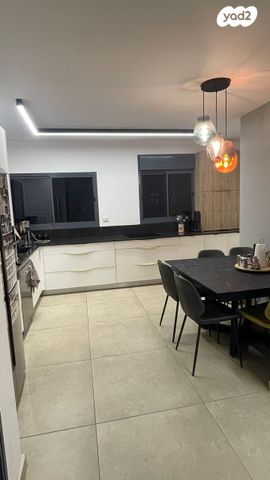 דירת גן, בר אילן, כפר אברהם, פתח תקווה