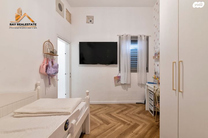 דירת גן, הנחשול, נאות רבין, יבנה