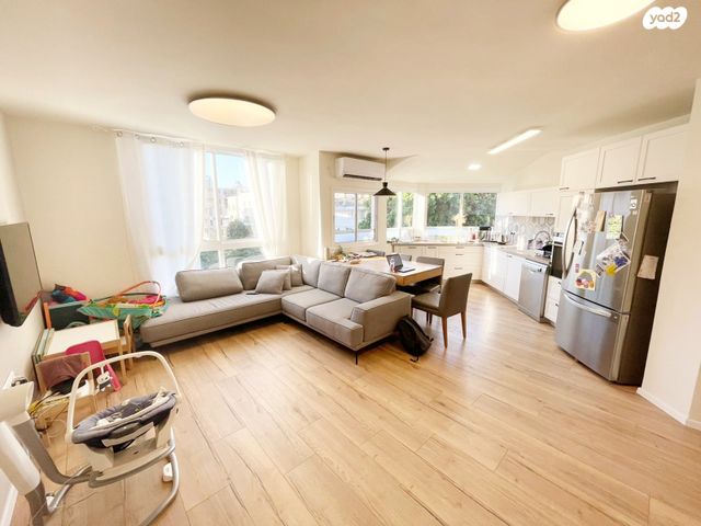 שמעון בן צבי 