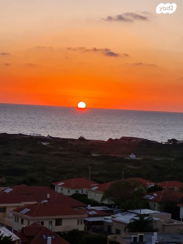 דירה, גבעת אולגה, חדרה