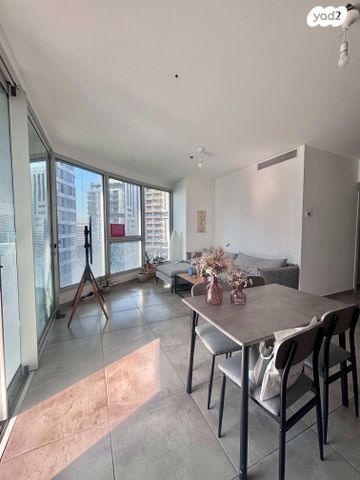 גרציאני יצחק 