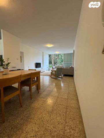 דירה, הרצל 62, מרכז, כפר סבא