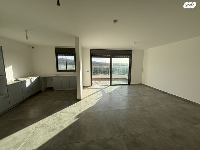 טריפלקס, צופים