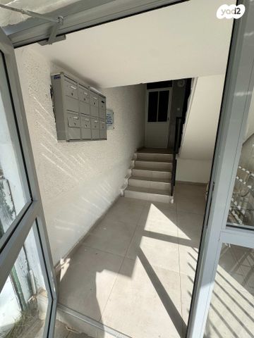 דירה, אבן גבירול, נאות אשכול, שדרות