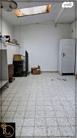 דירת גן, הנחלים, הנחלים, מעלה אדומים