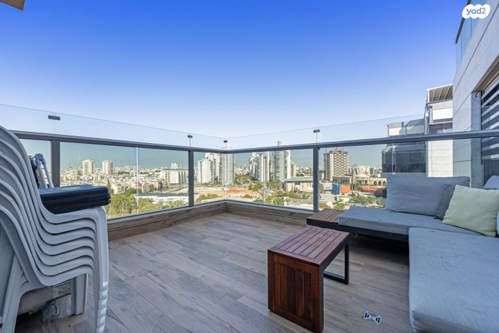 דירה, שושנה דמארי, קרית אילון, חולון